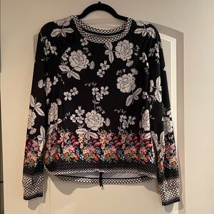 Johnny Was Black and White Patterned Athletic Top